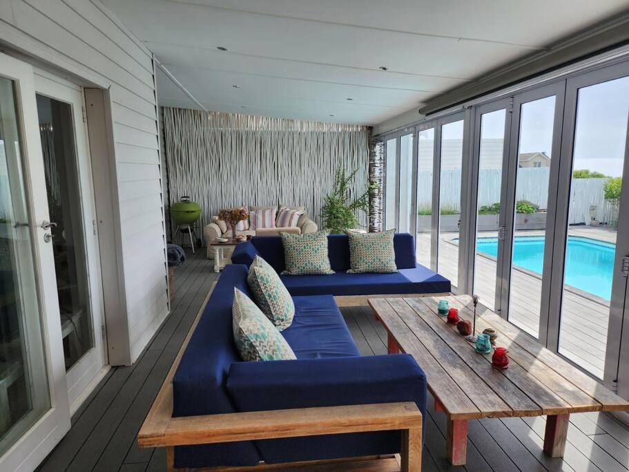 Holiday home Penguin's At Sea